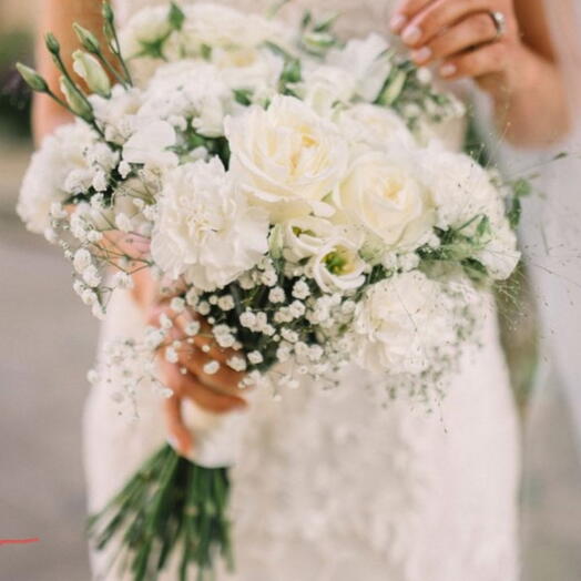 Bridal Bouquet White Roses   Gypsofilia