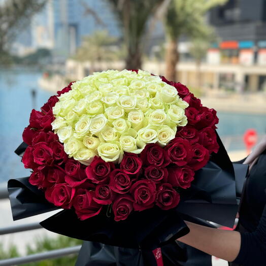 100 Red and white Roses Bouquet