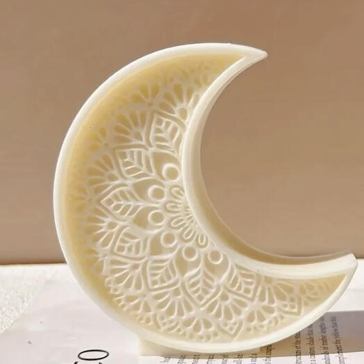 Crescent Moon Candle - Scented