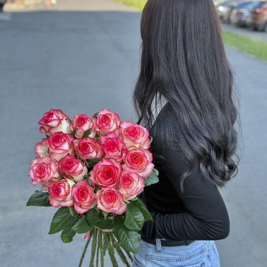 Розовая роза 15 штук