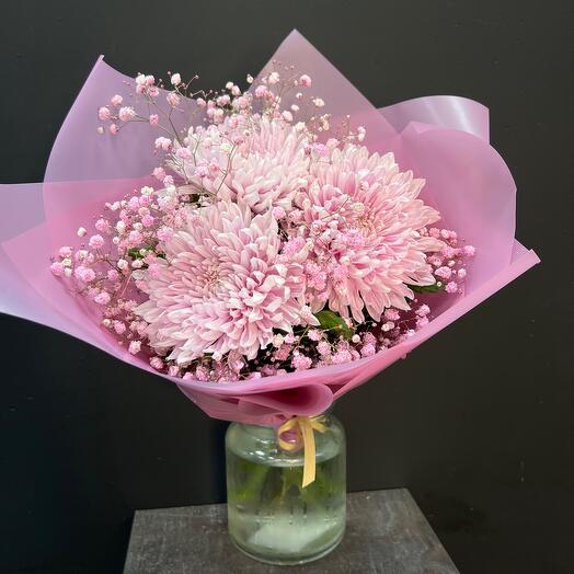 Bouquet chrysanthemum with gypsophila