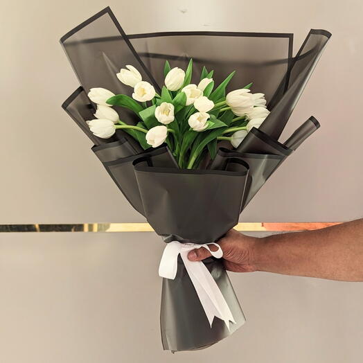 White Tulip Beauty 1194