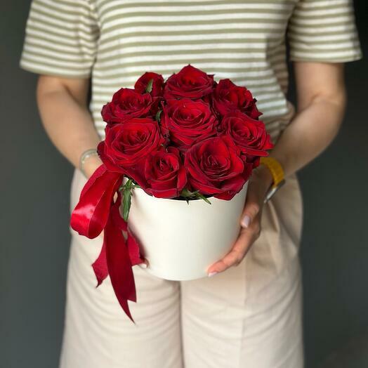 Red Roses Hatbox-1842