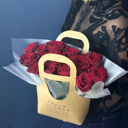 Handbag with red roses "Scarlet Passion"