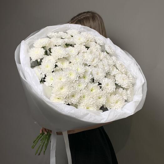 Букет 15 кустовых хризантем Алтай