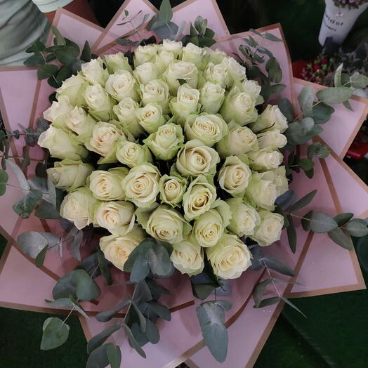50pcs white rose bouquet
