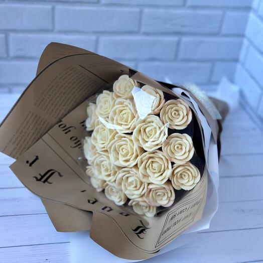 Белые шоколадные розы 🌹