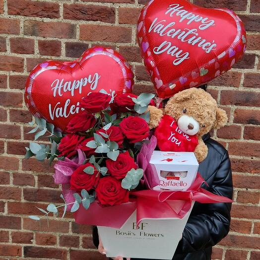 Valentine s Gift Set Arrangement