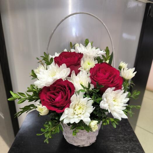 Cesta de rosas