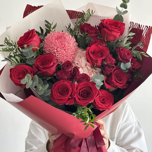 Scarlet Bloom Bouquet