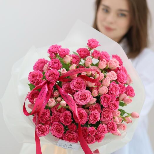 Вау букет из сортовых кустовых роз