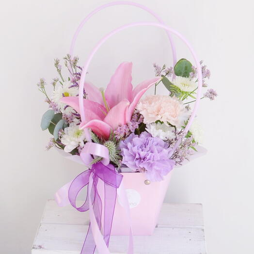 Mono_flowers_story