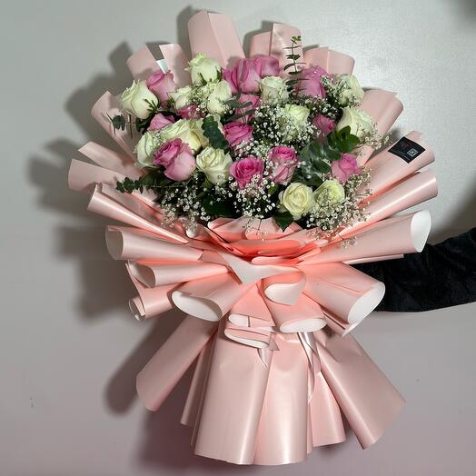 Pink And White Roses Bouquet