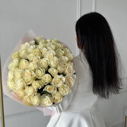 100 luxury white roses