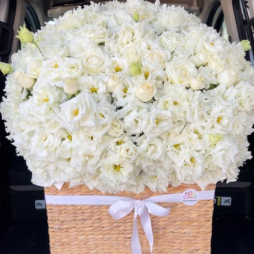 White lisianthus in basket