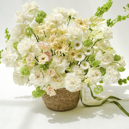 Butter yellow basket flowers