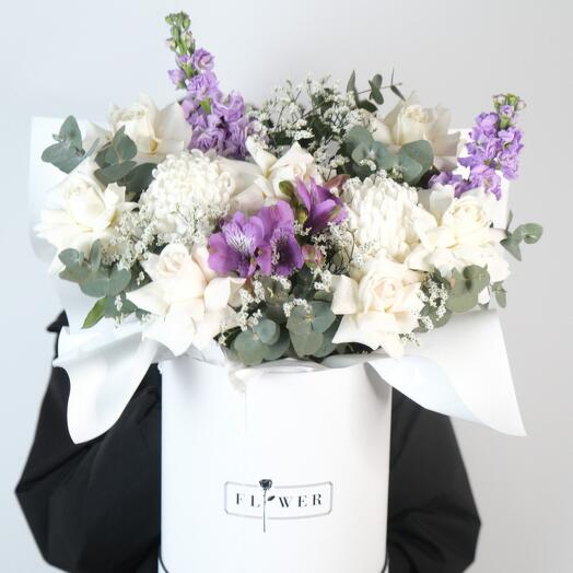 Букет в коробке "Romance in Paris"