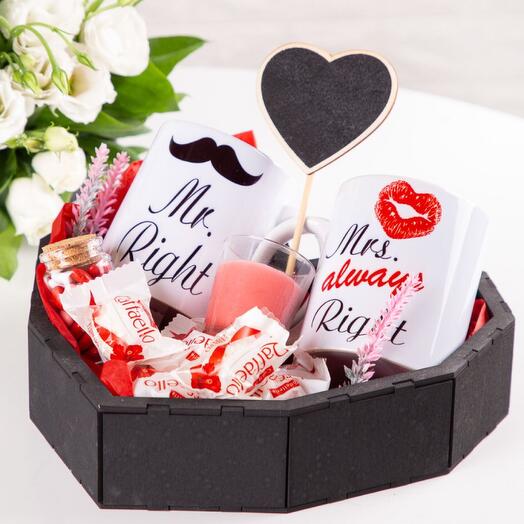 Подарочная коробка 249