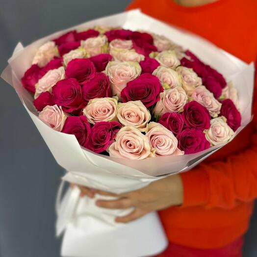 Ramo de 55 rosas 061