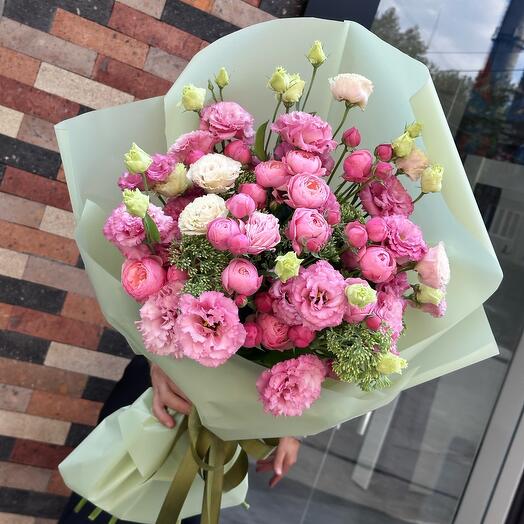 💐 Монобукет из пионовидных роз и эустомы в нежно-розовых тонах