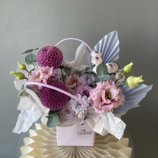 Flowers De Luxe