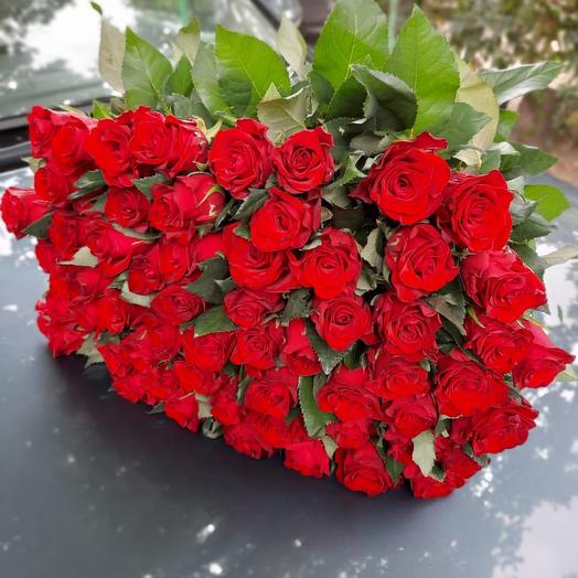 Букет красных роз