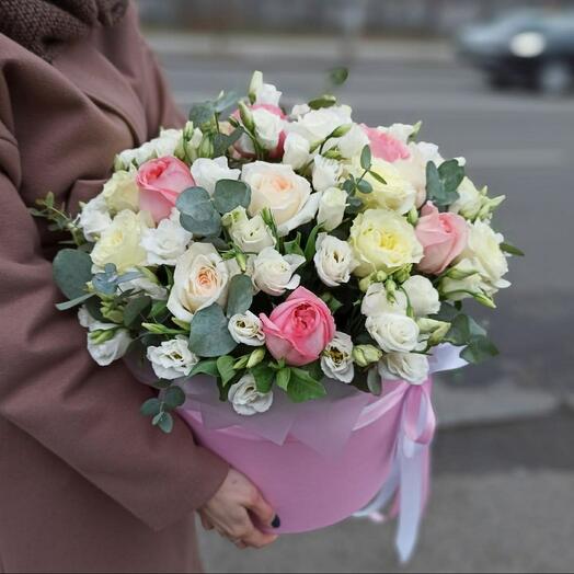 Bouquet of Roses and Eustom