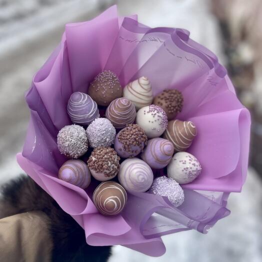 Букет из клубники "Звёзды в шоке"