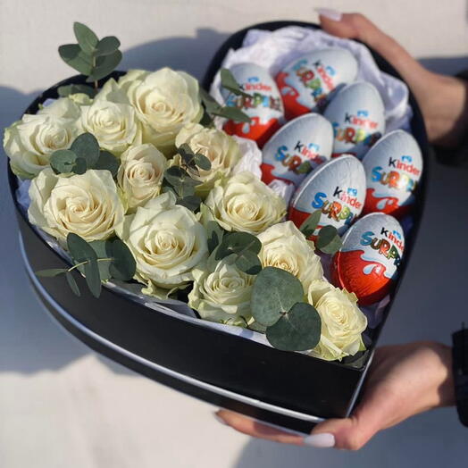 Розы и Kinder сладости
