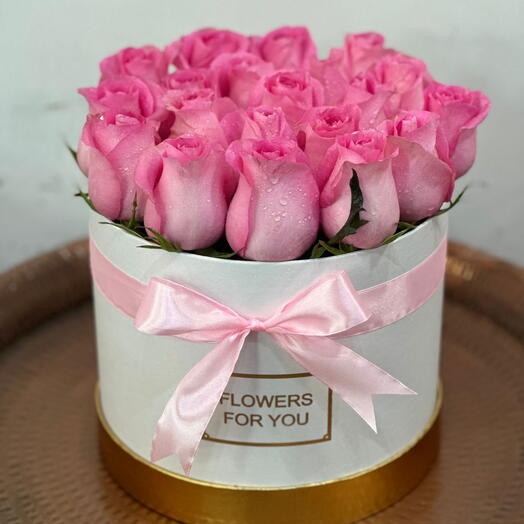 21 Pink Rose Box