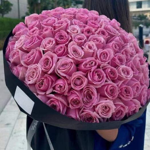 Boquet of 101 pink roses