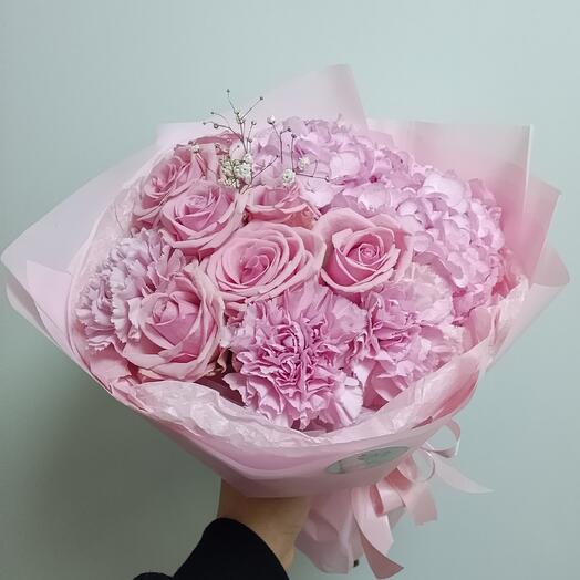 Букет-комплимент с гортензией, розой, диантусами 👍🌸🤗