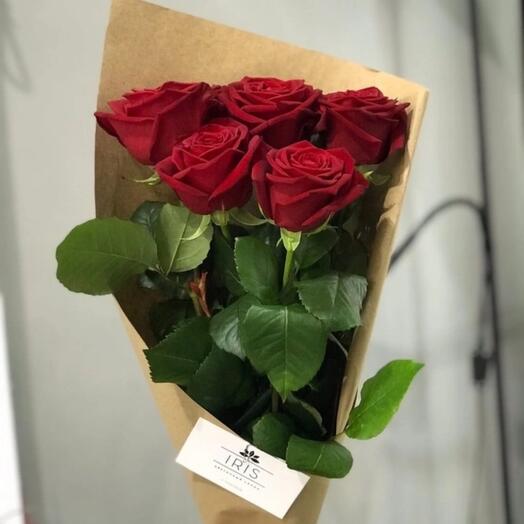 Bouquet of 5 roses