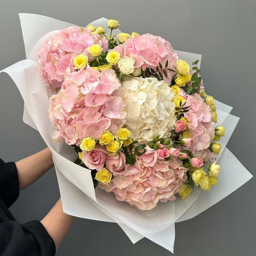 Light bouquet with hydrangeas