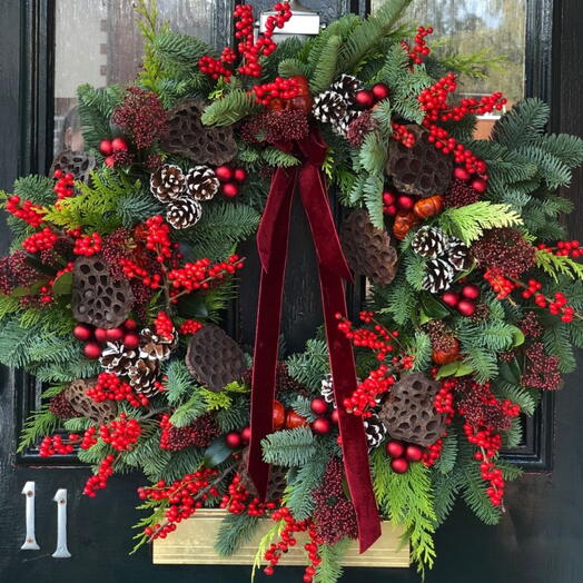 Red Berry Fresh Pine Wreath 35cm