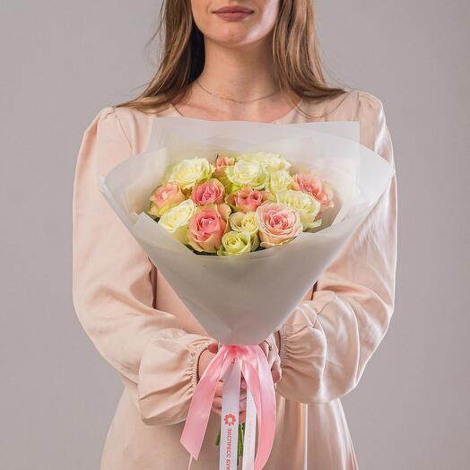 Классический букет 15 роз