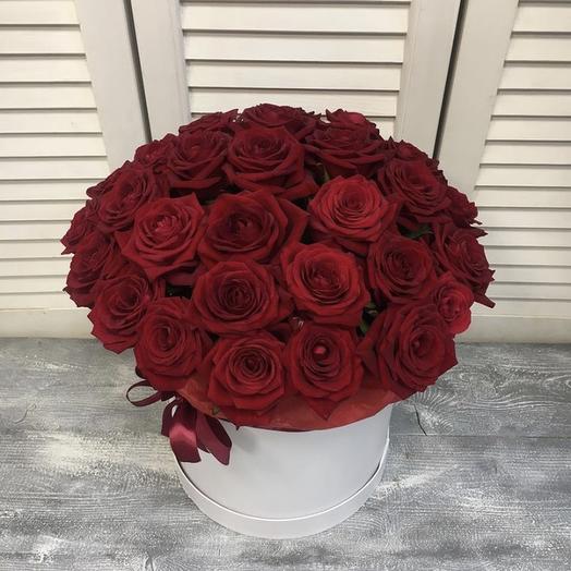 Шляпная коробка 35 роз