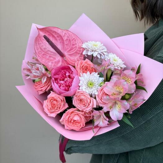 Radiant Floral Symphony Bouquet - 1947