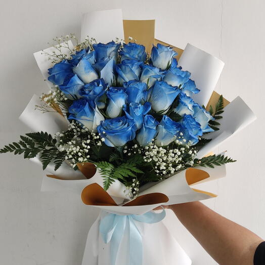 25 Blue Rose Bouquet