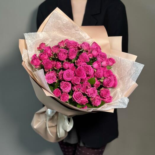 Peony-shaped roses "Sense and sensibility"