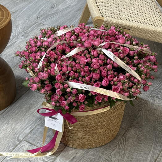 Корзина с цветами софия