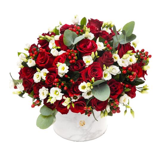 Nairobi - Valentine Beautiful Mixed Flowers Box