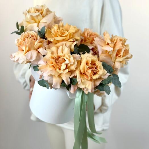 Цветы в коробке