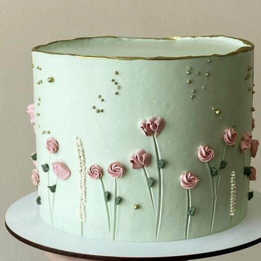 Milkarena cake in floral