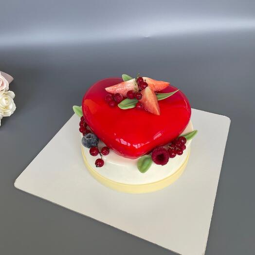 Pastel de mousse grande corazón