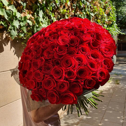 Bouquet of 101 roses