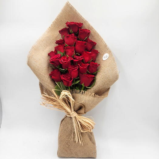 Red Rose Valentines Bouquet 04