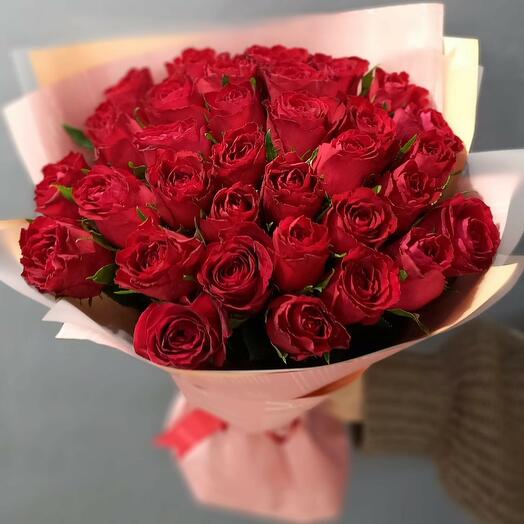 33 red roses in premium packaging