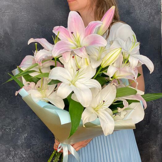 Bouquet of 9 Royal Pink Lilies