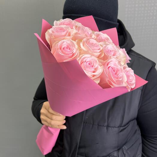 Pink roses 11 pieces